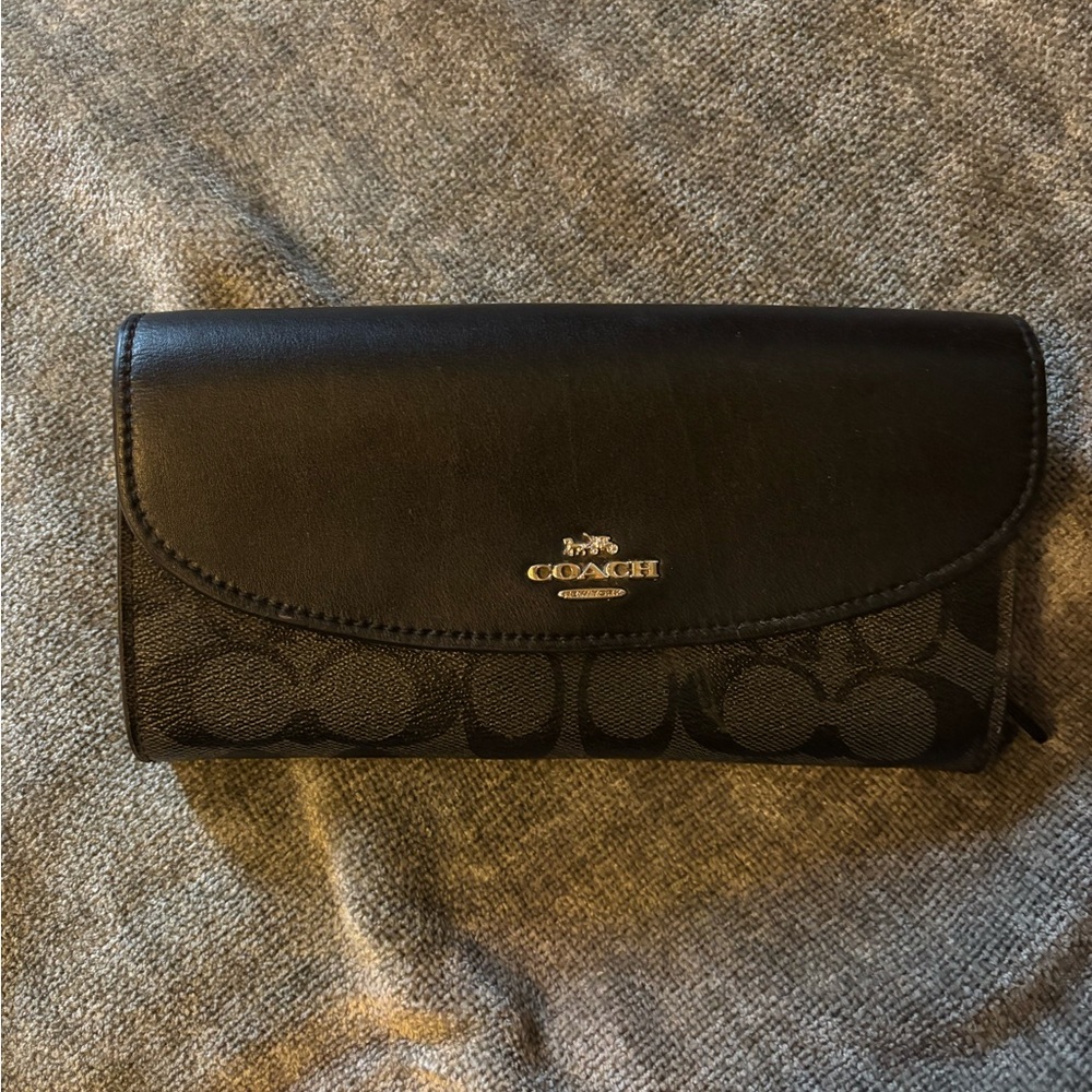 Coach wallet